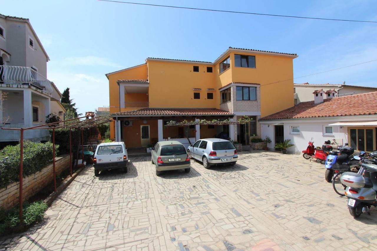 Apartments Malvina Rovinj Exterior photo